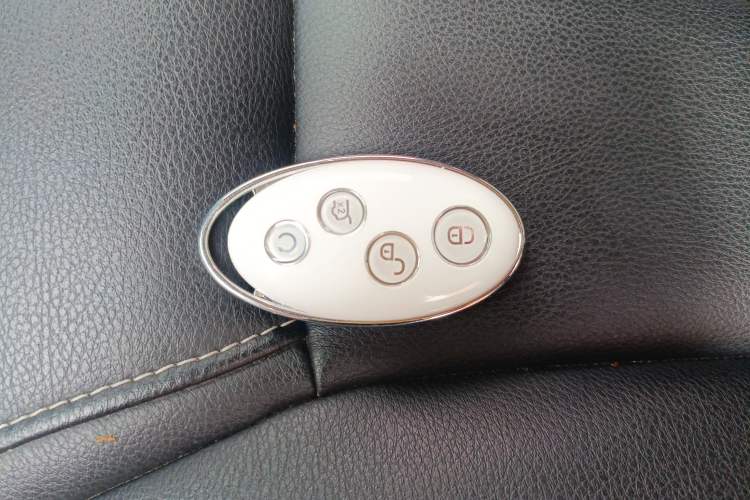 Used BYD Song MAX 2019 1.5T Automatic SmartConnect ZhiLian RuiDong Edition with 6 Seats China VI Standard Interior 1