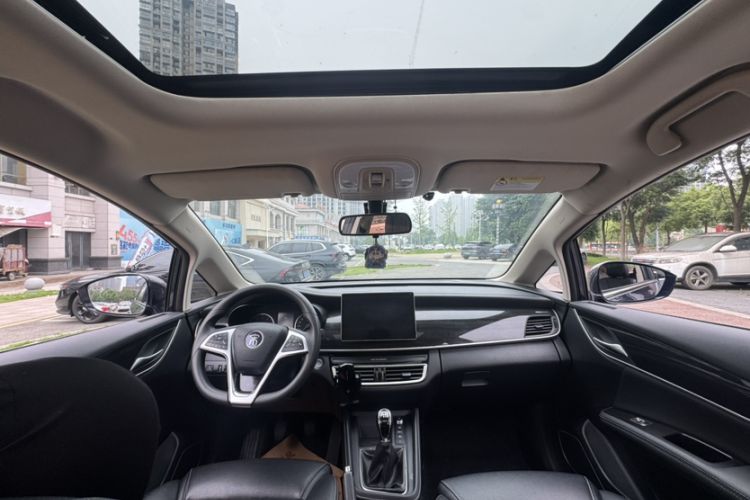 Used BYD Song MAX 2019 1.5T Manual Smart Connect Ruiyi Model 7 Seats China V Emission Standard Interior 1