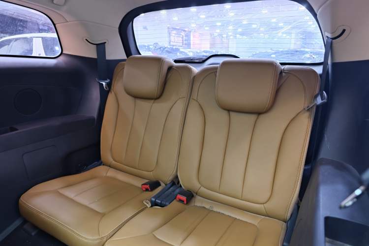 Used BYD Song MAX 2019 1.5T Automatic Smart Connect ZhiLian RuiDong 6-Seater China V Standard Interior 3