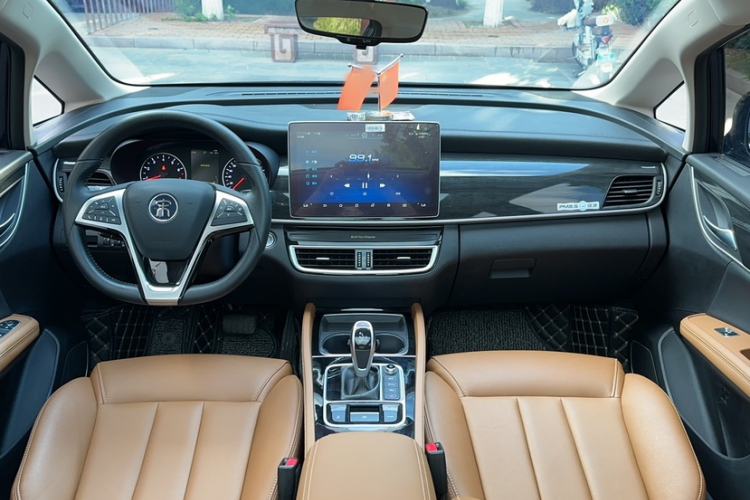 Used BYD Song MAX 2019 1.5T Automatic Smart Connect ZhiLian RuiDong 6-Seater China V Standard Interior 3