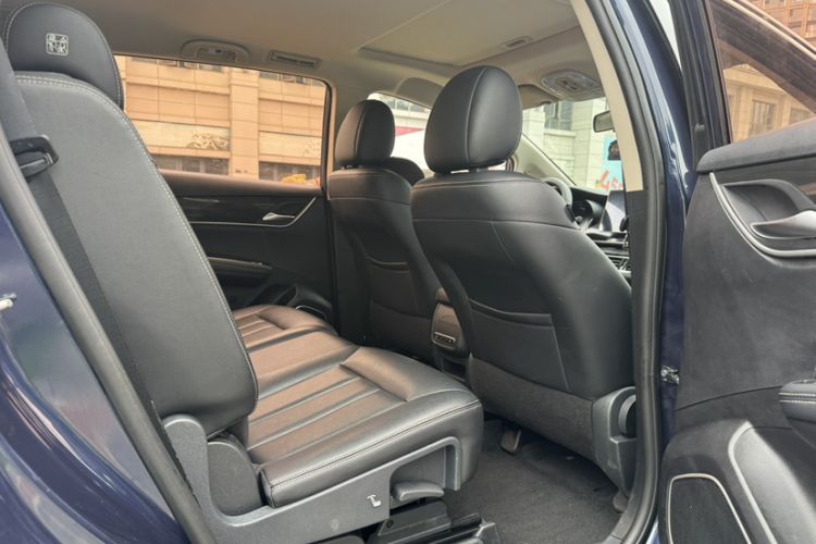 Used BYD Song MAX 2019 1.5T Manual Smart Connect Ruiyi Model 7 Seats China V Emission Standard Interior 3