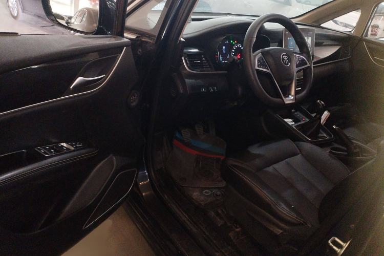 Used BYD Song MAX 2019 1.5T Manual Smart Connect Ruiyi Model 7 Seats China V Emission Standard Interior 3