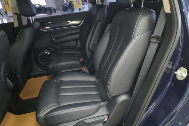 Used BYD Song MAX 2019 1.5T Automatic Smart Connect Ruiyi Sunroof Version 6 Seats China VI Standard Interior 4