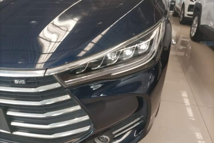Used BYD Song MAX 2019 1.5T Automatic Smart Connect Ruiyi Sunroof Model 7 Seats China VI Standard Left Front Headlight