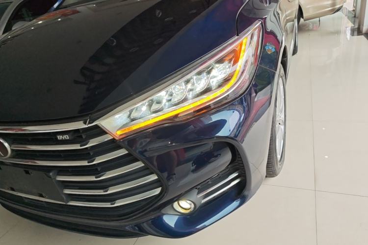 Used BYD Song MAX 2019 1.5T Manual Smart Connect Ruiyi Sunroof Model 7 Seats China VI Standard Left Front Headlight