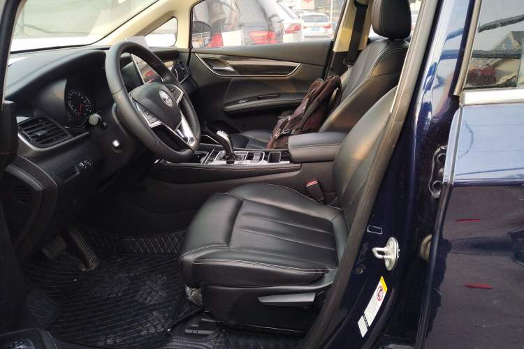 Used BYD Song MAX 2019 1.5T Automatic Smart Connect Ruiyi Sunroof Version 6 Seats China VI Standard Left Front Seat