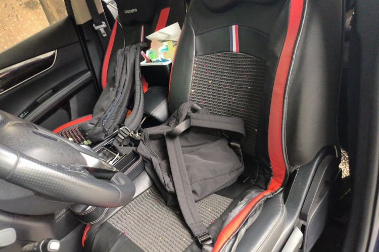 Used BYD Song MAX 2019 1.5T Automatic Smart Connect Ruiyi Sunroof Version 6 Seats China VI Standard Left Front Seat