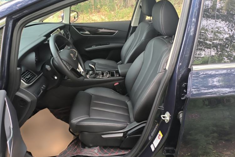 Used BYD Song MAX 2019 1.5T Automatic Smart Connect Ruiyi Sunroof Version 6 Seats China VI Standard Left Front Seat