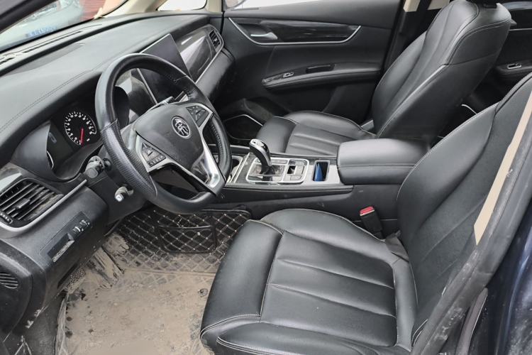 Used BYD Song MAX 2019 1.5T Automatic Smart Connect Ruiyi Sunroof Model 7 Seats China VI Standard Left Front Seat