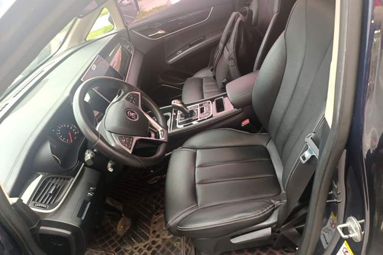 Used BYD Song MAX 2019 1.5T Automatic Smart Connect Ruiyi Sunroof Model 7 Seats China VI Standard Left Front Seat