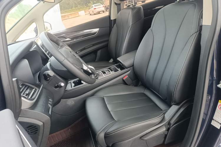 Used BYD Song MAX 2019 1.5T Automatic Smart Connect Ruiyi Sunroof Version 6 Seats China VI Standard Left Front Seat