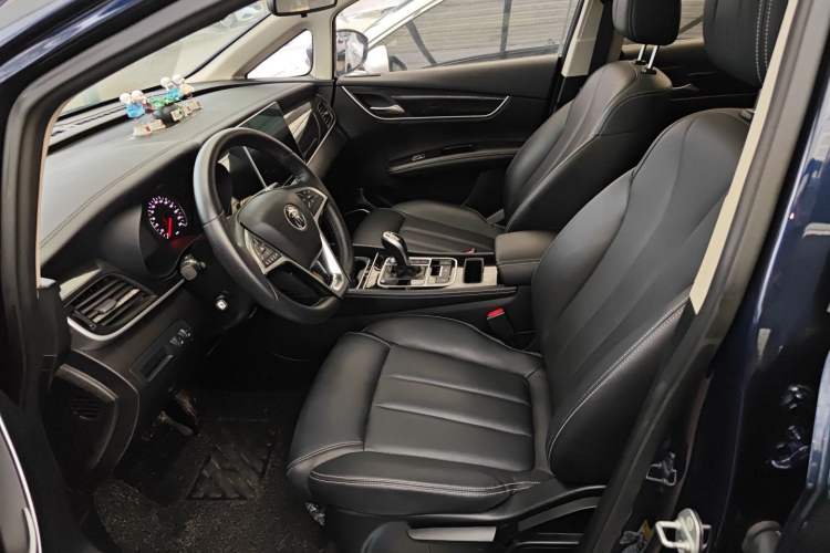 Used BYD Song MAX 2019 1.5T Automatic Smart Connect Ruiyi Sunroof Model 7 Seats China VI Standard Left Front Seat