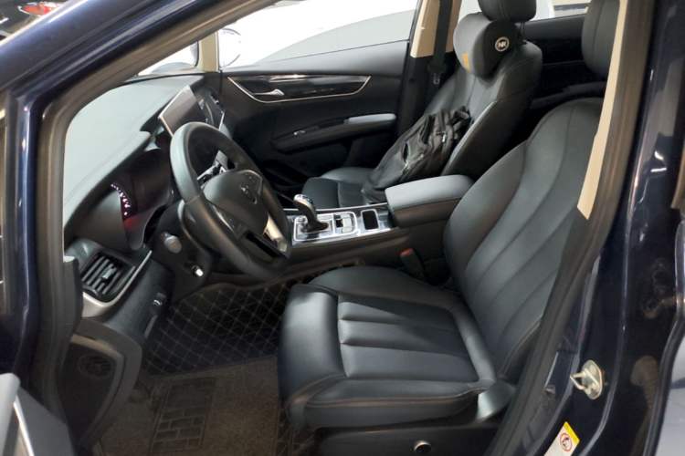 Used BYD Song MAX 2019 1.5T Automatic SmartConnect ZhiLian RuiDong Edition with 6 Seats China VI Standard Left Front Seat