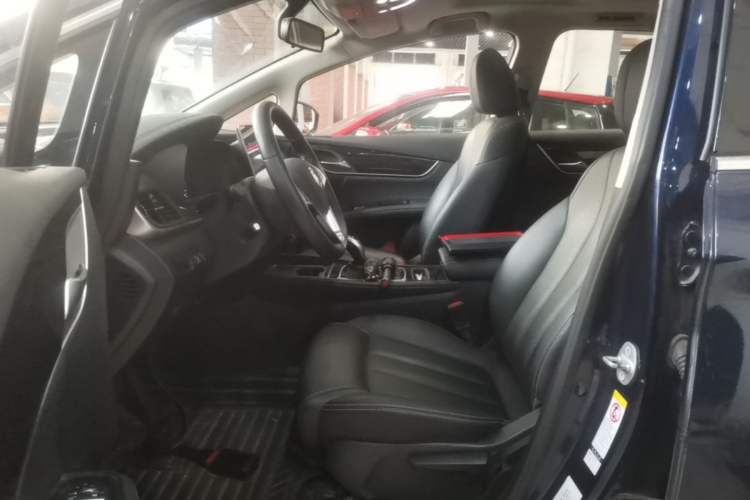 Used BYD Song MAX 2019 1.5T Automatic Smart Connect Ruiyi Model 7 Seats China V Emission Standard Left Front Seat