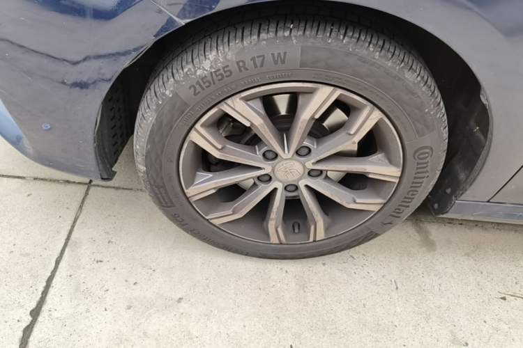 Used BYD Song MAX 2019 1.5T Automatic Smart Connect Ruiyi Sunroof Model 7 Seats China VI Standard Left Front Wheel Hub
