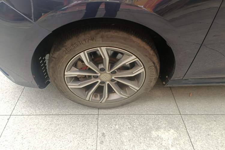 Used BYD Song MAX 2019 1.5T Automatic Smart Connect Ruiyi Sunroof Model 7 Seats China VI Standard Left Front Wheel Hub