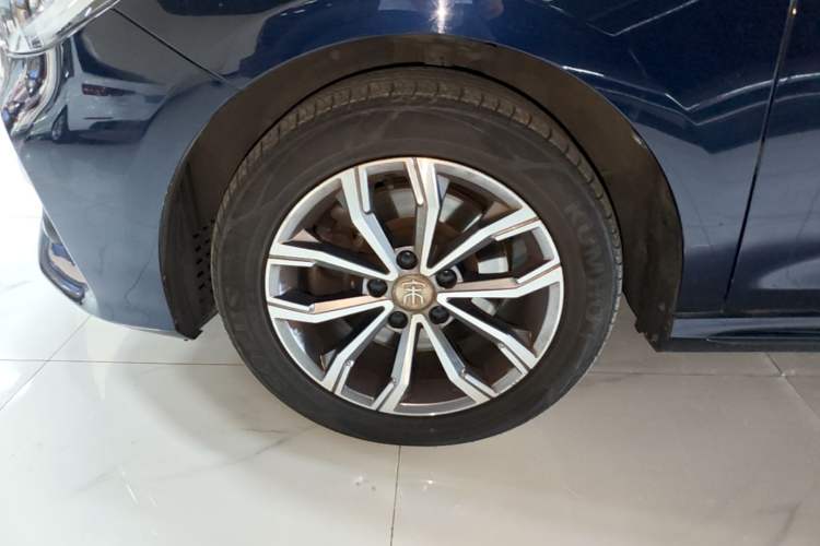 Used BYD Song MAX 2019 1.5T Automatic SmartConnect ZhiLian RuiDong Edition with 6 Seats China VI Standard Left Front Wheel Hub