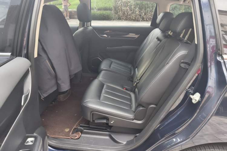 Used BYD Song MAX 2019 1.5T Automatic Smart Connect Ruiyi Sunroof Model 7 Seats China VI Standard Left Rear Seat