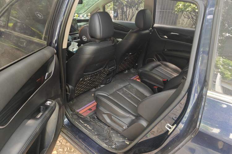 Used BYD Song MAX 2019 1.5T Automatic Smart Connect Ruiyi Model 6-Seater China V Standard Left Rear Seat