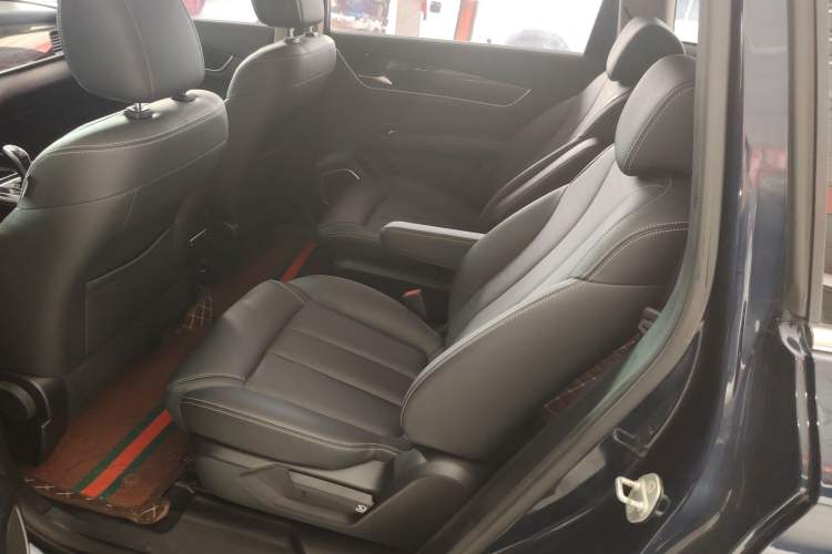 Used BYD Song MAX 2019 1.5T Automatic Smart Connect Ruiyi Sunroof Version 6 Seats China VI Standard Left Rear Seat