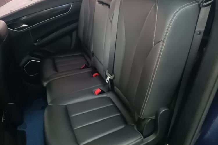Used BYD Song MAX 2019 1.5T Manual Smart Connect Ruiyi Sunroof Model 7 Seats China VI Standard Left Rear Seat
