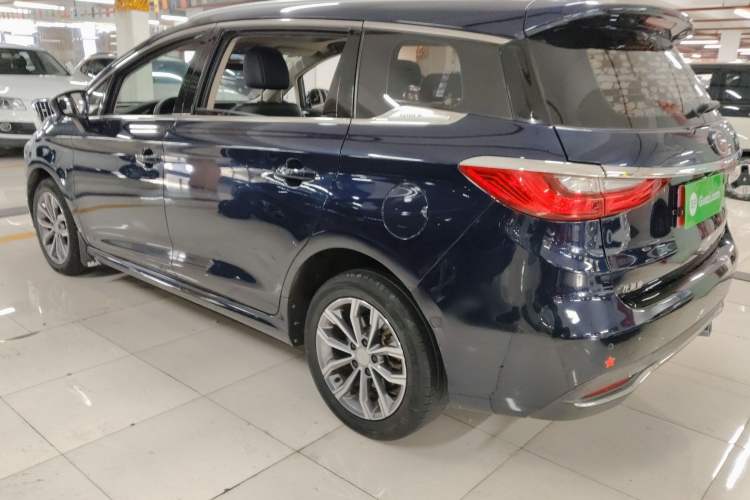 Used BYD Song MAX 2019 1.5T Automatic Smart Connect Ruiyi Sunroof Model 7 Seats China VI Standard Left Side