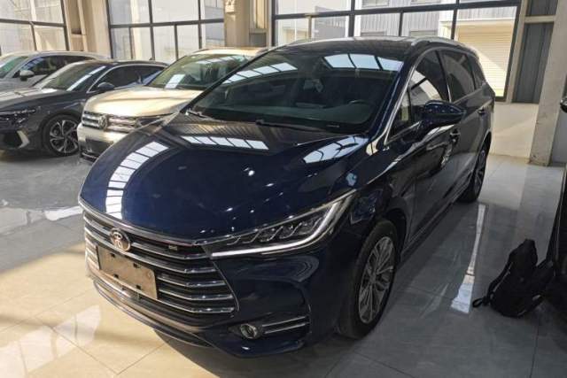 BYD Song MAX 2019 1.5T Automatic Smart Connect Ruiyi Sunroof Version 6 Seats China VI Standard usado