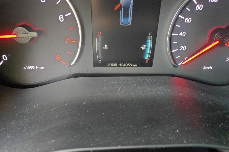 Used BYD Song MAX 2019 1.5T Automatic Smart Connect Ruiyi Model 6-Seater China V Standard Odometer Close Up
