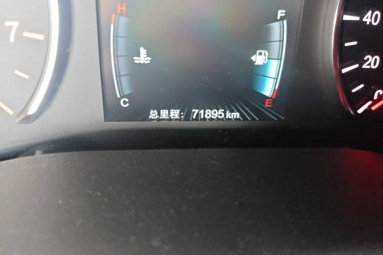 Used BYD Song MAX 2019 1.5T Automatic Smart Connect Ruiyi Sunroof Model 7 Seats China VI Standard Odometer Close Up