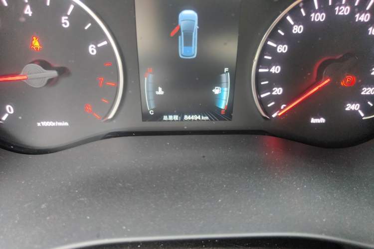 Used BYD Song MAX 2019 1.5T Automatic Smart Connect Ruiyi Sunroof Version 6 Seats China VI Standard Odometer Close Up