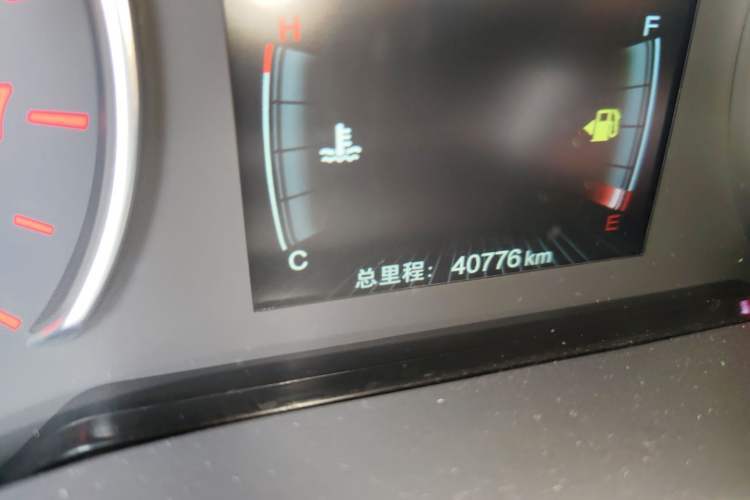 Used BYD Song MAX 2019 1.5T Automatic Smart Connect Ruiyi Sunroof Version 6 Seats China VI Standard Odometer Close Up