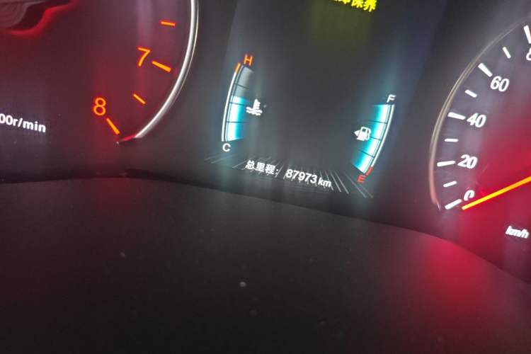 Used BYD Song MAX 2019 1.5T Automatic Smart Connect Ruiyi Sunroof Model 7 Seats China VI Standard Odometer Close Up