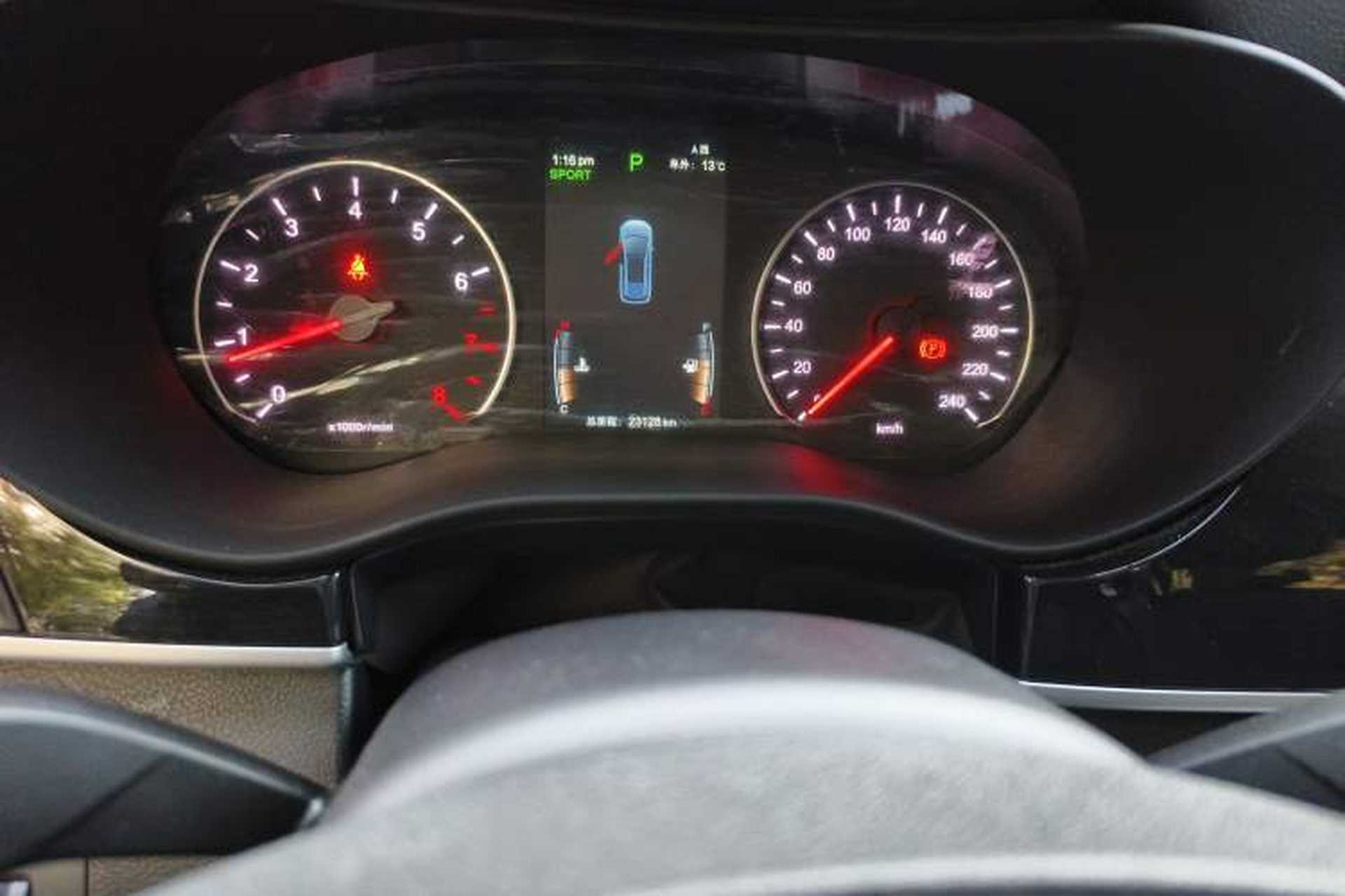 Used BYD Song MAX 2019 1.5T Automatic Smart Connect Ruiyi Sunroof Version 6 Seats China VI Standard Odometer Close Up