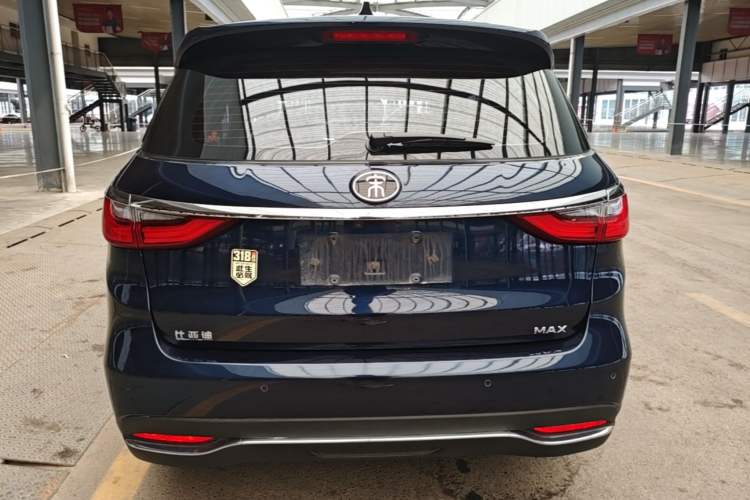 Used BYD Song MAX 2019 1.5T Automatic Smart Connect Ruiyi Sunroof Model 7 Seats China VI Standard Rear