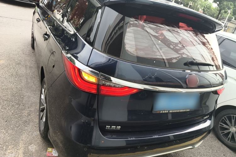 Used BYD Song MAX 2019 1.5T Automatic Smart Connect ZhiLian RuiDong 6-Seater China V Standard Rear