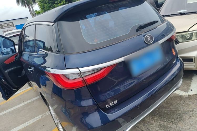 Used BYD Song MAX 2019 1.5T Manual Smart Connect Ruiyi Sunroof Model 6 Seats China VI Standard Rear Left 45 Deg