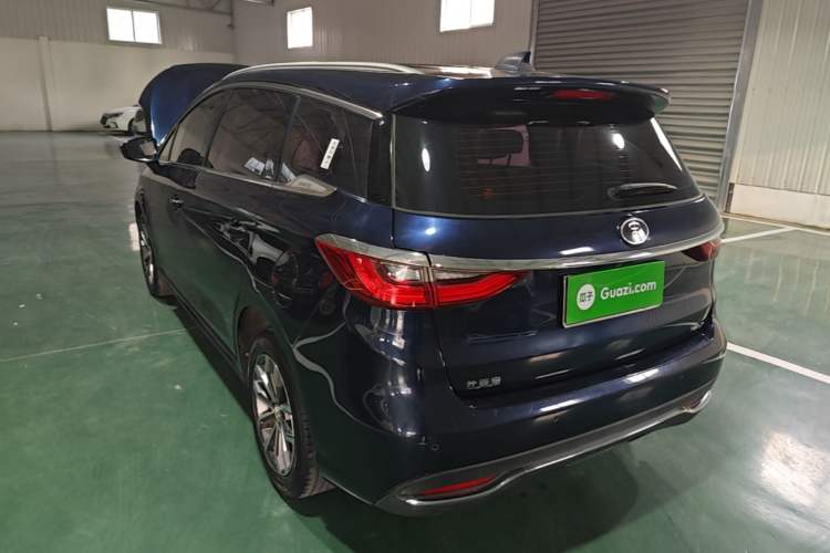 Used BYD Song MAX 2019 1.5T Automatic Smart Connect Ruiyi Sunroof Model 7 Seats China VI Standard Rear Left 45 Deg