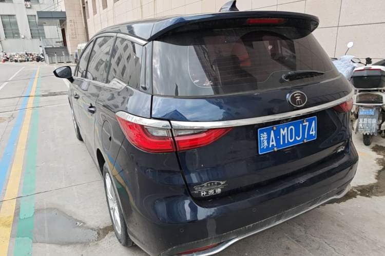 Used BYD Song MAX 2019 1.5T Automatic Smart Connect Luxe Model 7 Seats China VI Standard Rear Left 45 Deg