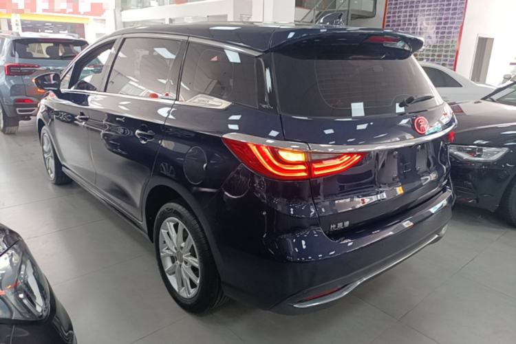 Used BYD Song MAX 2019 1.5T Manual Smart Connect Ruiyi Sunroof Model 7 Seats China VI Standard Rear Left 45 Deg