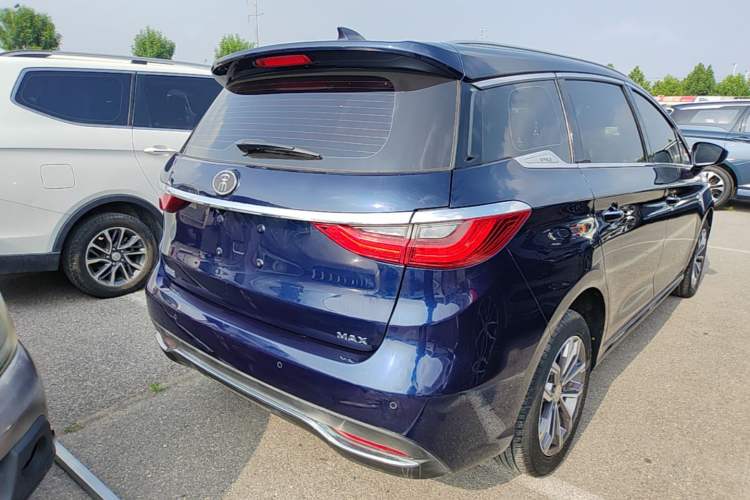 Used BYD Song MAX 2019 1.5T Automatic Smart Connect Ruiyi Model 6-Seater China V Standard Rear Right 45 Deg
