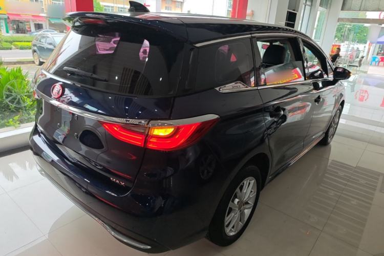 Used BYD Song MAX 2019 1.5T Manual Smart Connect Ruiyi Sunroof Model 7 Seats China VI Standard Rear Right 45 Deg