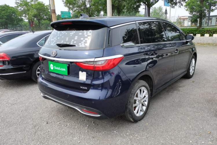 Used BYD Song MAX 2019 1.5T Manual Smart Connect Ruiyi Sunroof Model 6 Seats China VI Standard Rear Right 45 Deg