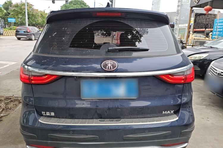 Used BYD Song MAX 2019 1.5T Manual Smart Connect Ruiyi Sunroof Model 6 Seats China VI Standard Rear