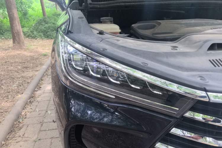 Used BYD Song MAX 2019 1.5T Automatic Smart Connect Ruiyi Sunroof Version 6 Seats China VI Standard Right Front Headlight