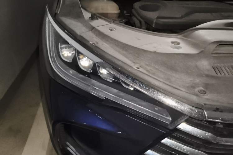 Used BYD Song MAX 2019 1.5T Automatic Smart Connect Ruiyi Sunroof Model 7 Seats China VI Standard Right Front Headlight