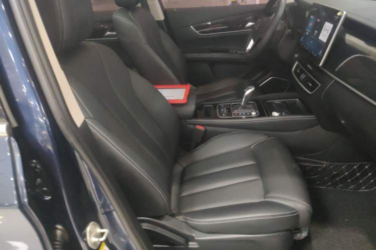 Used BYD Song MAX 2019 1.5T Automatic Smart Connect Prestige 7-Seater China VI Standard Right Front Seat