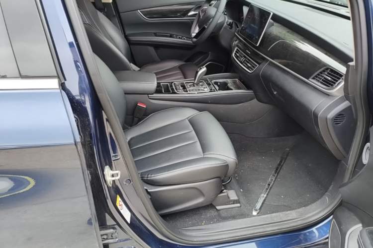 Used BYD Song MAX 2019 1.5T Automatic Smart Connect Ruiyi Sunroof Model 7 Seats China VI Standard Right Front Seat