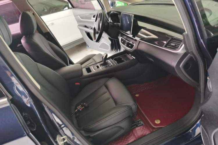 Used BYD Song MAX 2019 1.5T Automatic Smart Connect Ruiyi Sunroof Version 6 Seats China VI Standard Right Front Seat