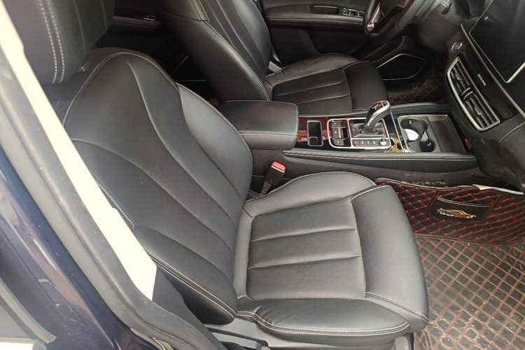 Used BYD Song MAX 2019 1.5T Automatic Smart Connect Ruiyi Sunroof Model 7 Seats China VI Standard Right Front Seat