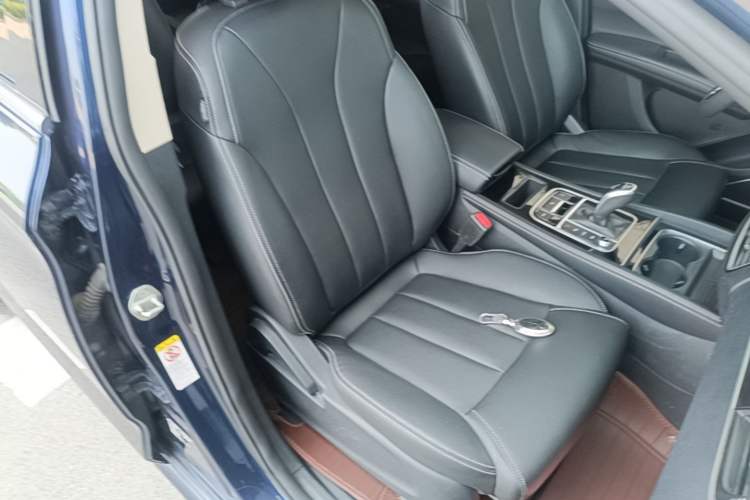 Used BYD Song MAX 2019 1.5T Automatic Smart Connect Ruiyi Sunroof Version 6 Seats China VI Standard Right Front Seat